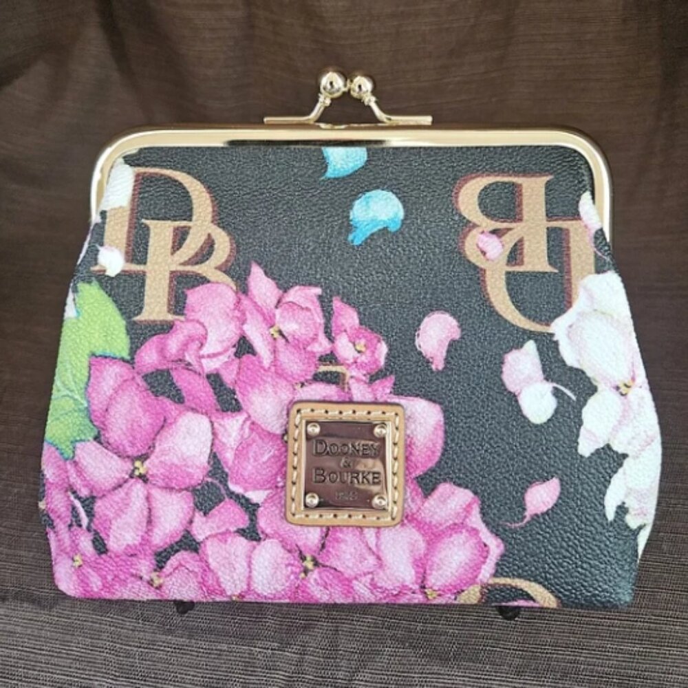 Dooney and Bourke hydrangea large framed kisslock coin purse Rare Y2K